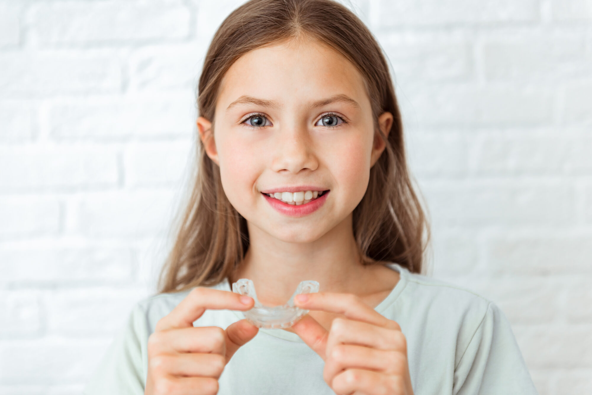 Non-Extraction With Invisalign